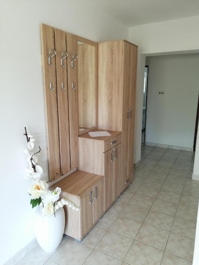 Holiday House Tunjarice أوبروفاتش المظهر الخارجي الصورة