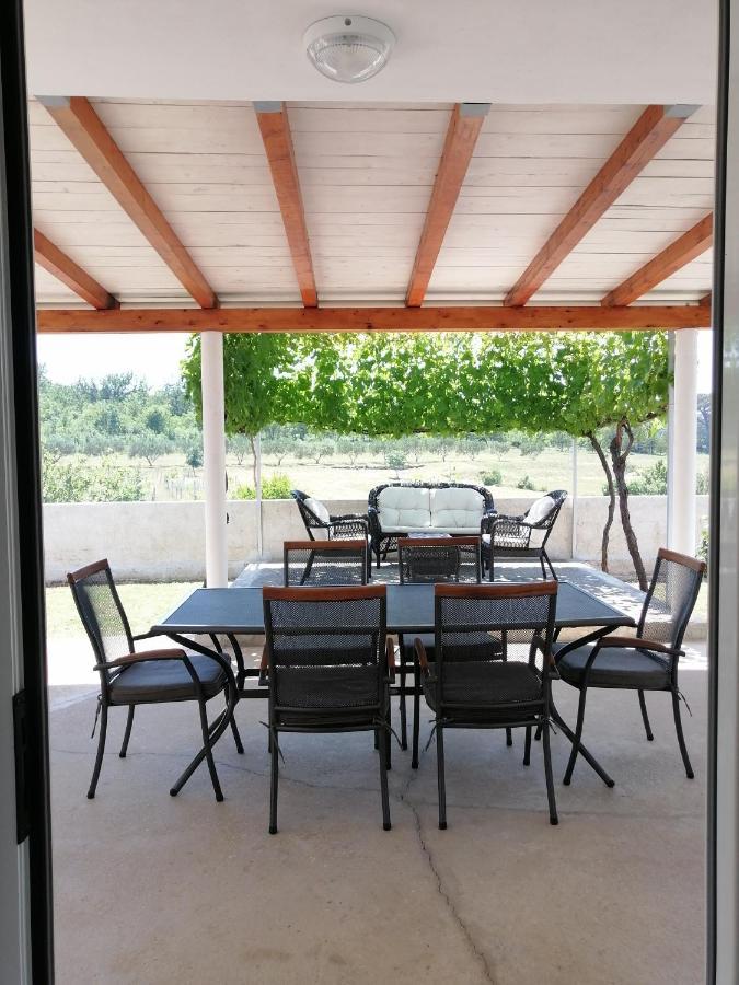 Holiday House Tunjarice أوبروفاتش المظهر الخارجي الصورة