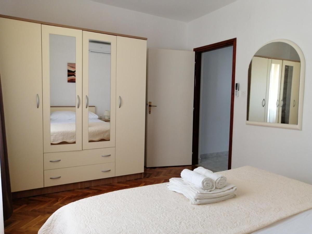 Holiday House Tunjarice أوبروفاتش المظهر الخارجي الصورة