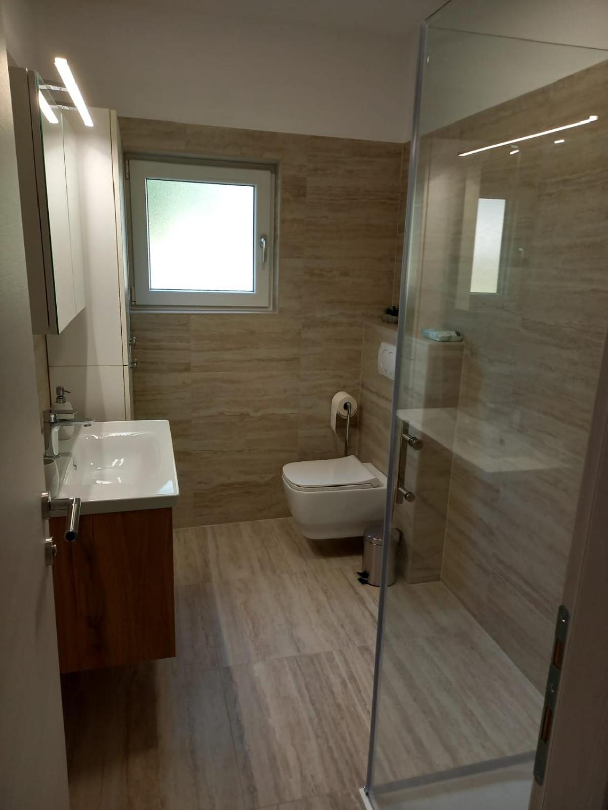 Holiday House Tunjarice أوبروفاتش المظهر الخارجي الصورة