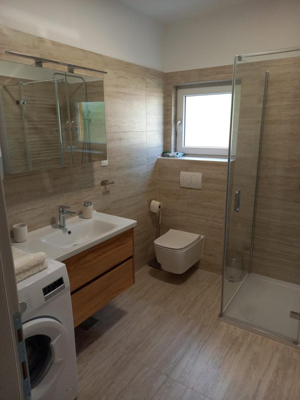 Holiday House Tunjarice أوبروفاتش المظهر الخارجي الصورة