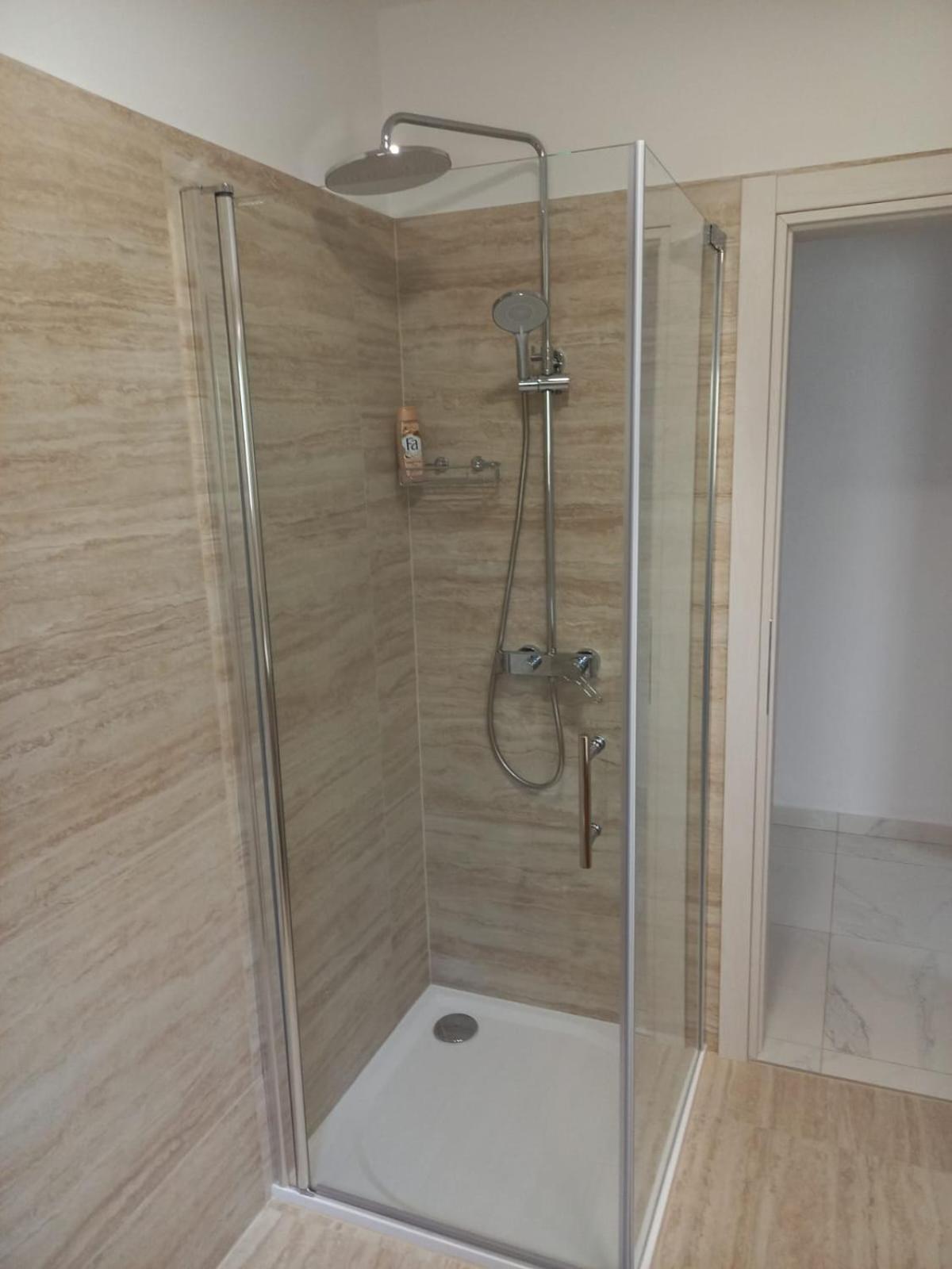 Holiday House Tunjarice أوبروفاتش المظهر الخارجي الصورة