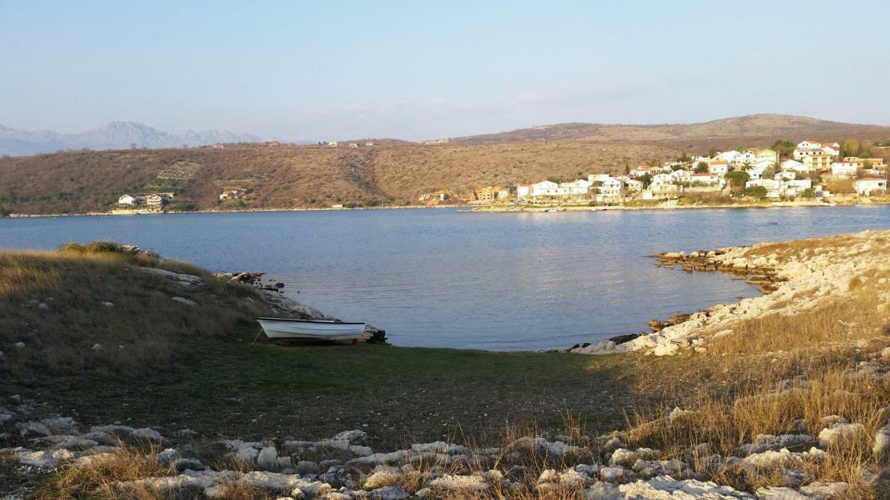 Holiday House Tunjarice أوبروفاتش المظهر الخارجي الصورة